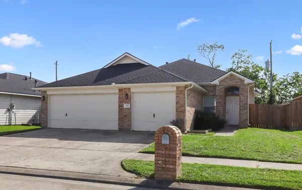 $225,000 | 3323 Red Cedar Drive, Baytown, TX 77521