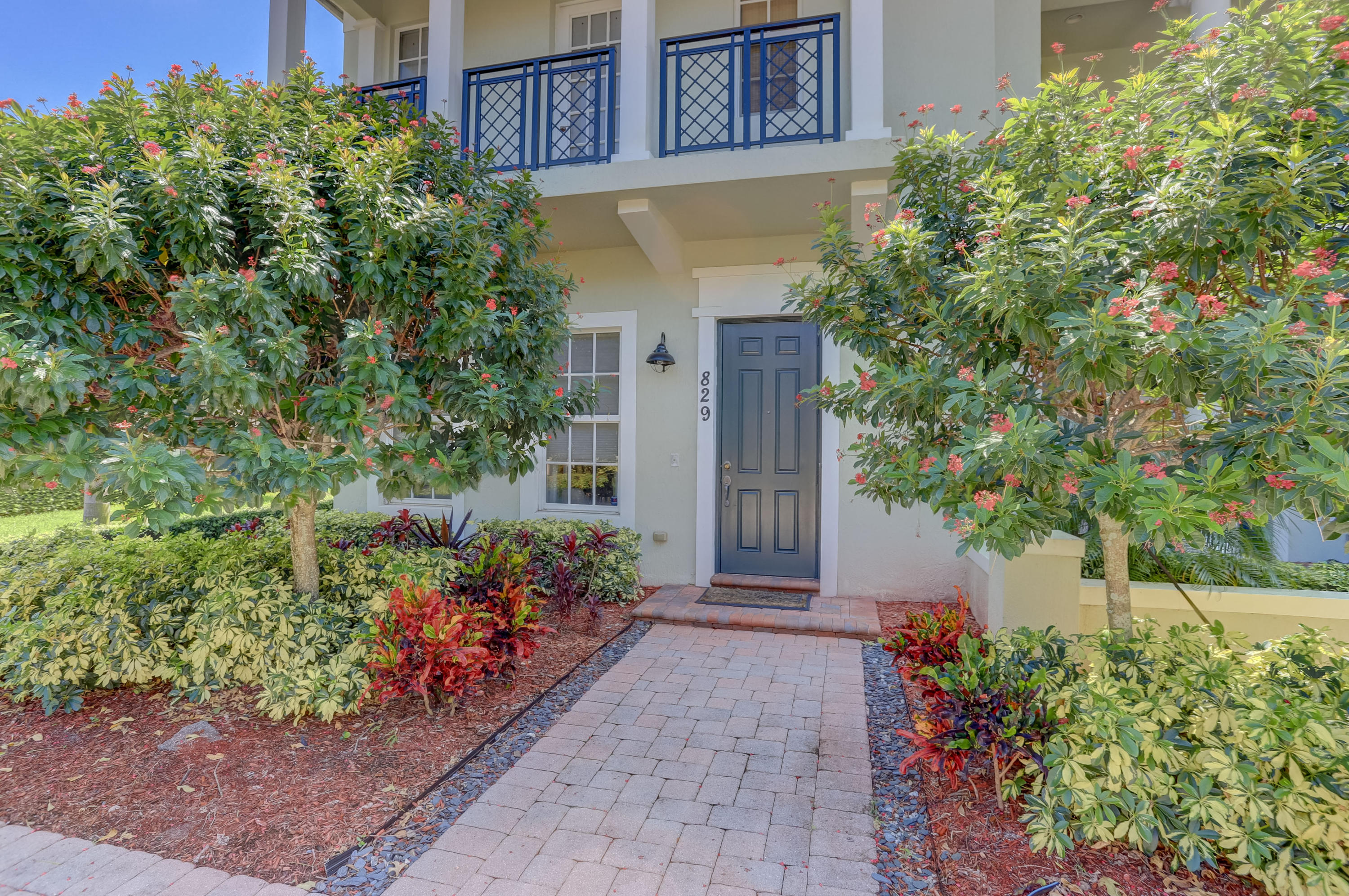 829 Northwest 82nd Place Boca Raton, FL 33487 - Photo 3 of 54 Exterior Front