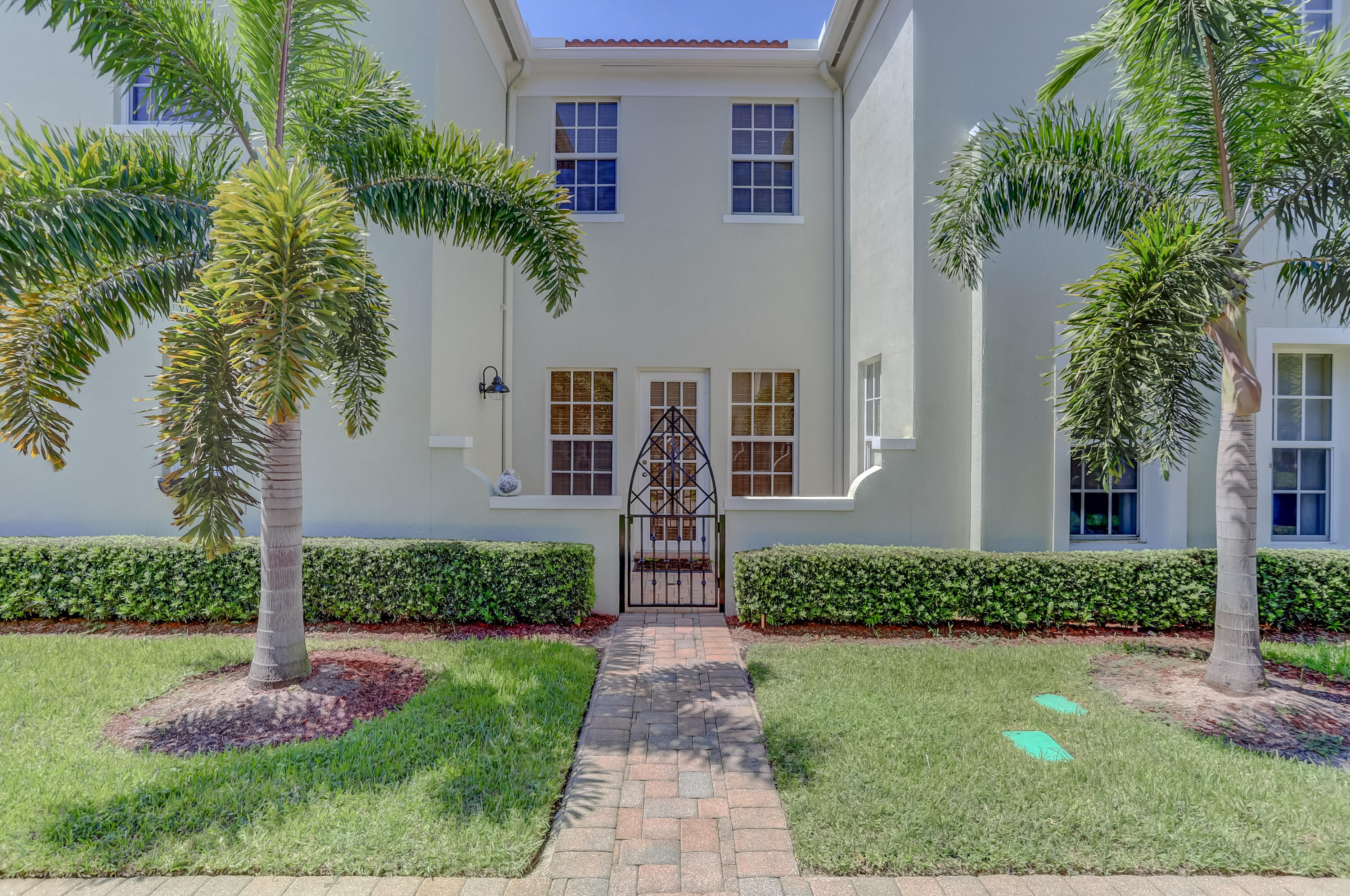 829 Northwest 82nd Place Boca Raton, FL 33487 - Photo 7 of 54 Side Exterior