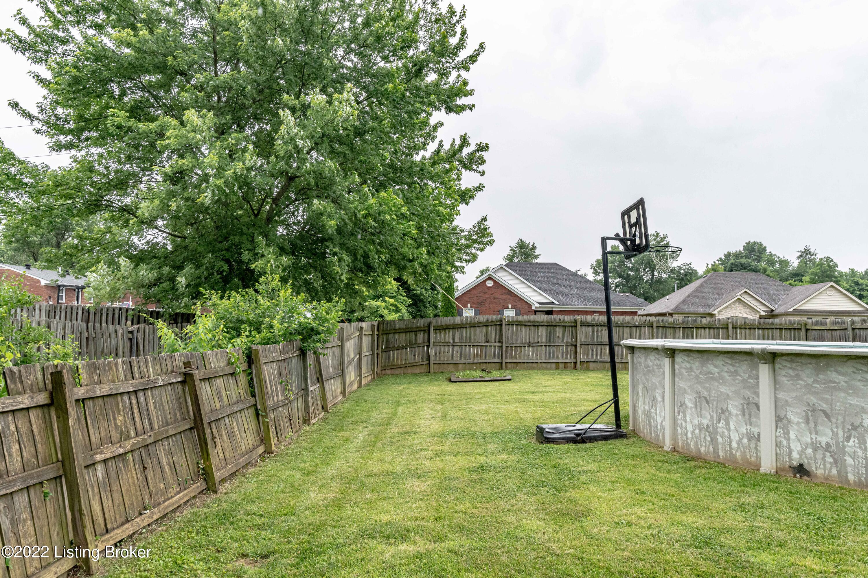 6903 Barbrook Road Louisville, KY 40258 - Photo 65 of 81 DSC02649