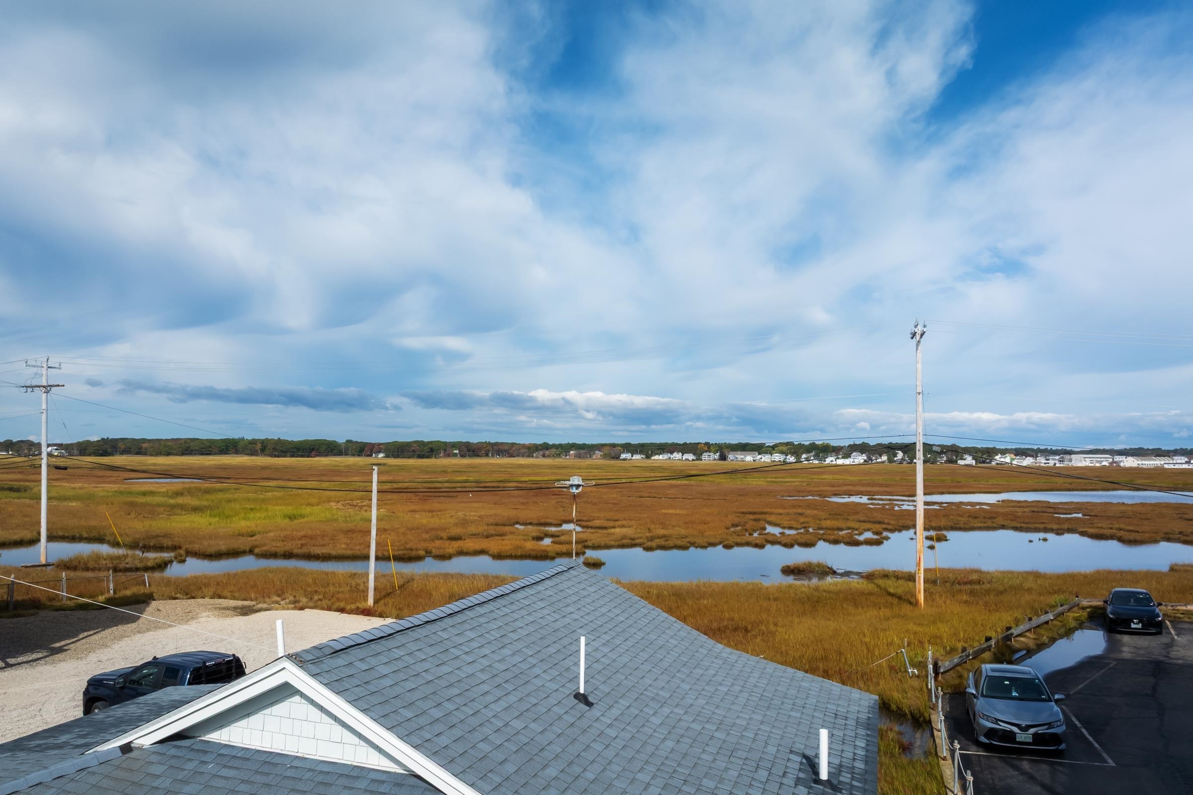 7 Anchor Court Hampton, NH 03842 - Photo 2 of 26