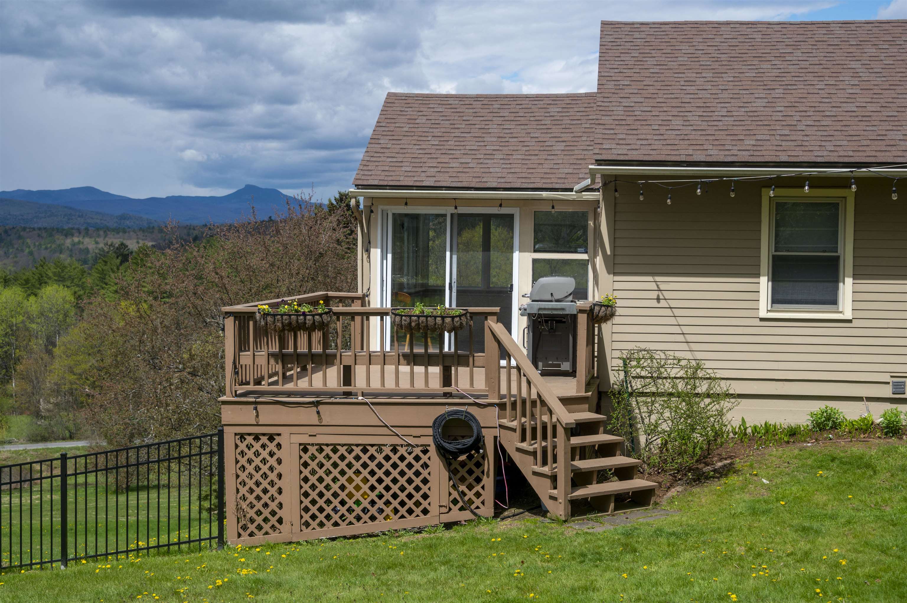 219 Towne Hill Road Montpelier, VT 05602 - Photo 3 of 51