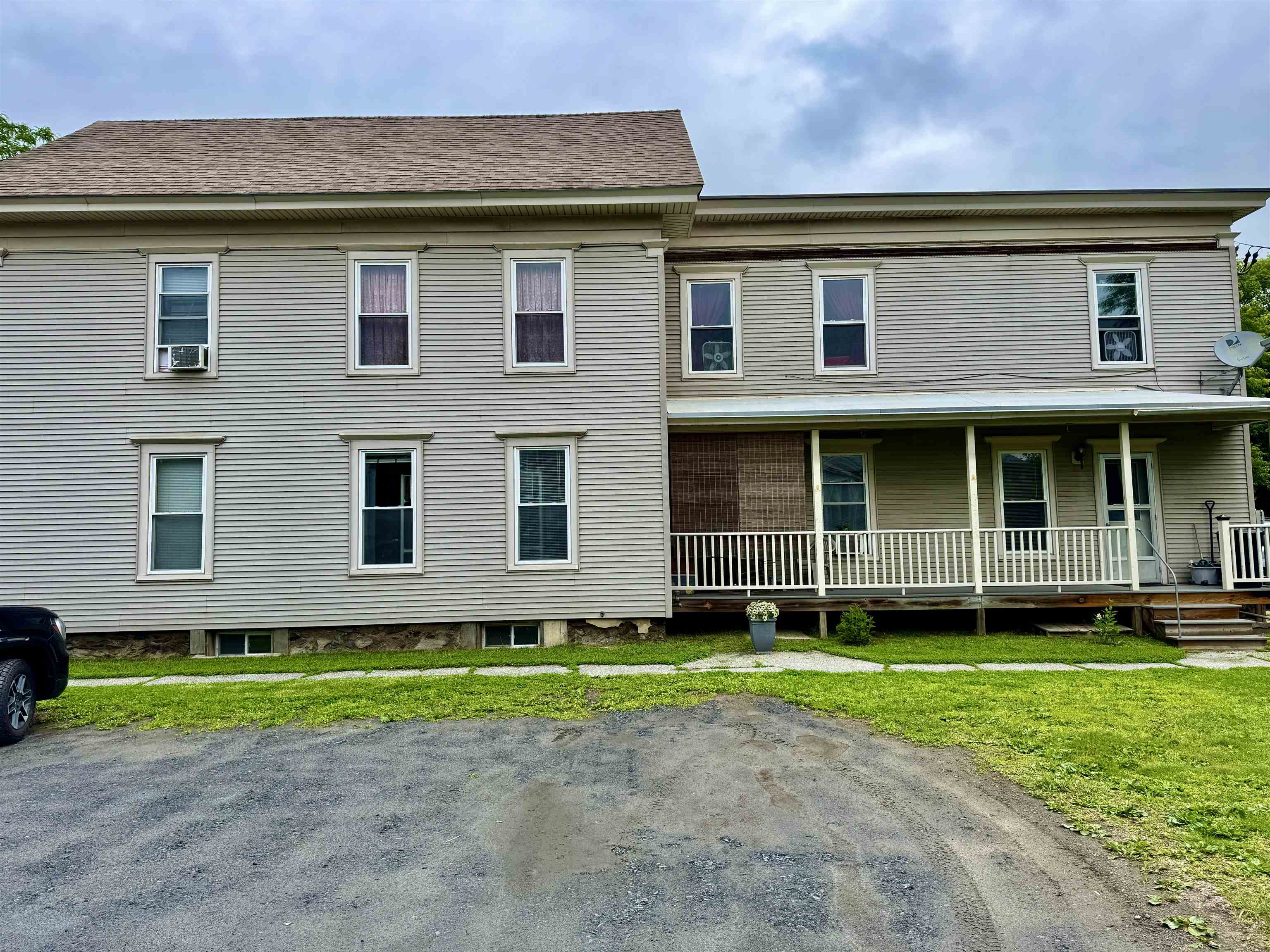 9 Brook Street Barre, VT 05641 - Photo 2 of 16