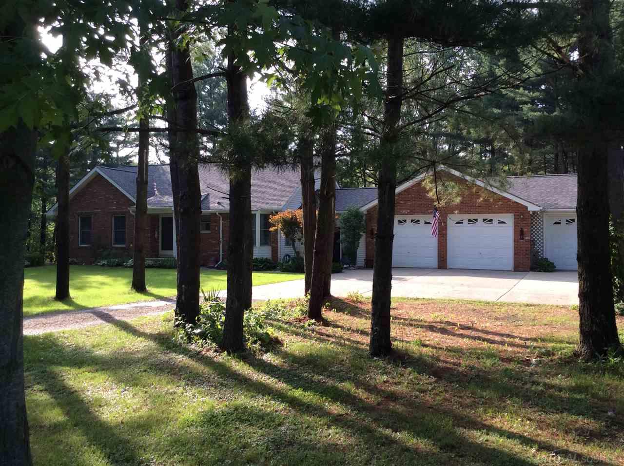 18775 Armada Ridge Road Armada, MI 48005 - Photo 4 of 40