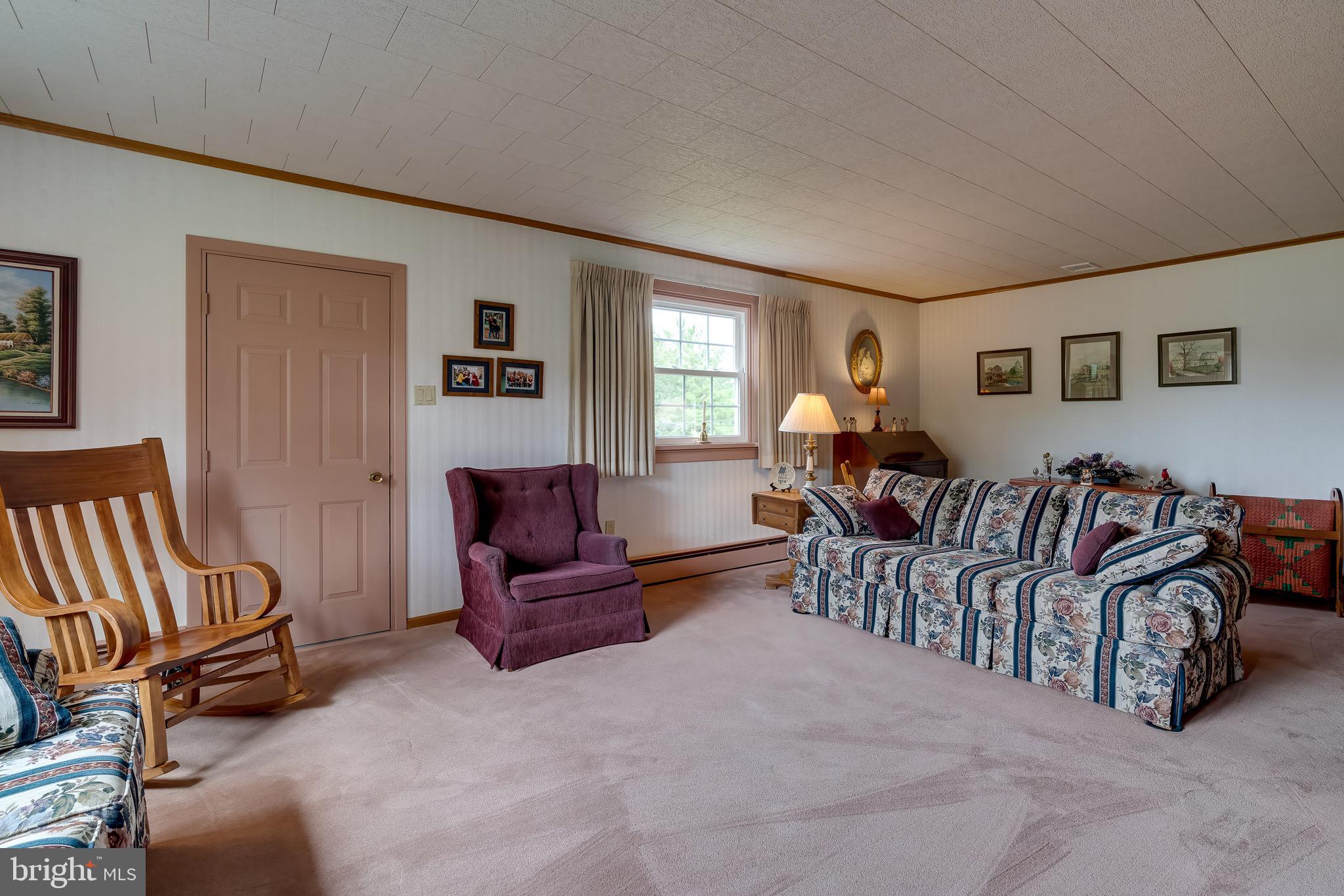 3012 Bowman Road Lancaster, PA 17601 - Photo 4 of 38 Gallery Image 4