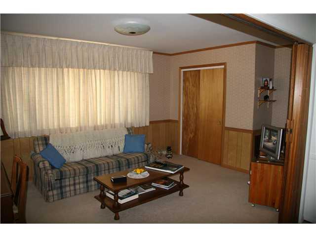 4614 Dickson Road Indianapolis, IN 46226 - Photo 14 of 15 Gallery Image 14