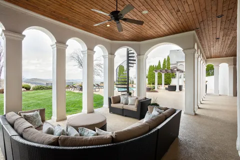 $5,500,000 | 423 Canterbury Rise, Franklin, TN 37067