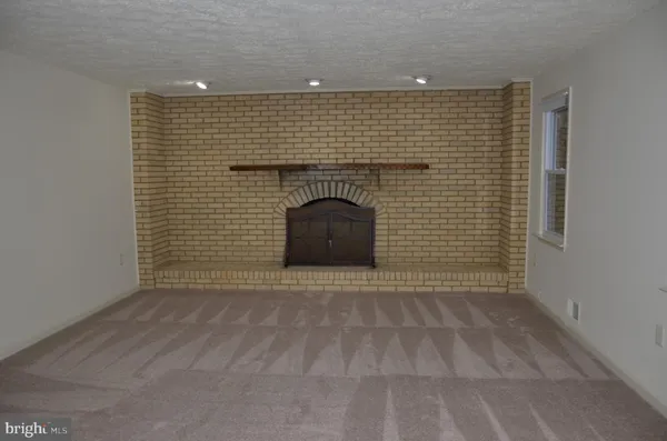 $3,500 | 2301 Holly Spring Drive, Silver Spring, MD 20905