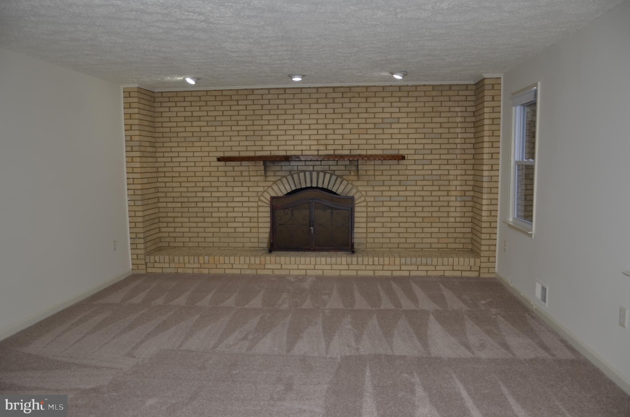 2301 Holly Spring Drive Silver Spring, MD 20905 - Photo 17 of 30