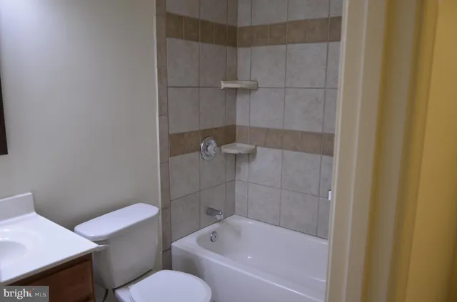 $3,500 | 2301 Holly Spring Drive, Silver Spring, MD 20905