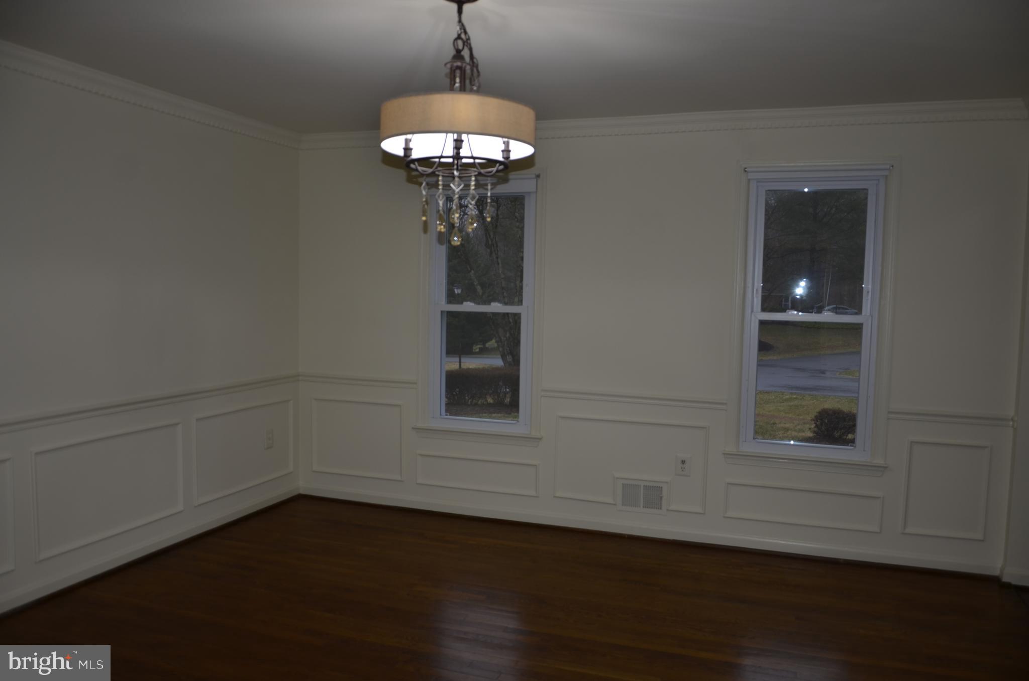 2301 Holly Spring Drive Silver Spring, MD 20905 - Photo 6 of 30