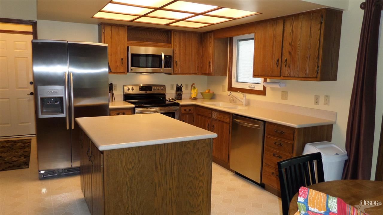 5107 Sherington Road Fort Wayne, IN 46814 - Photo 6 of 30 Gallery Image 6