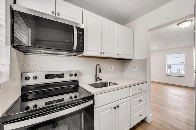 $2,100 | 668 Northwest 31st Street, Unit 6, Miami, FL 33127