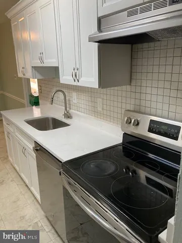 $2,700 | 35 Midline Court, Gaithersburg, MD 20878