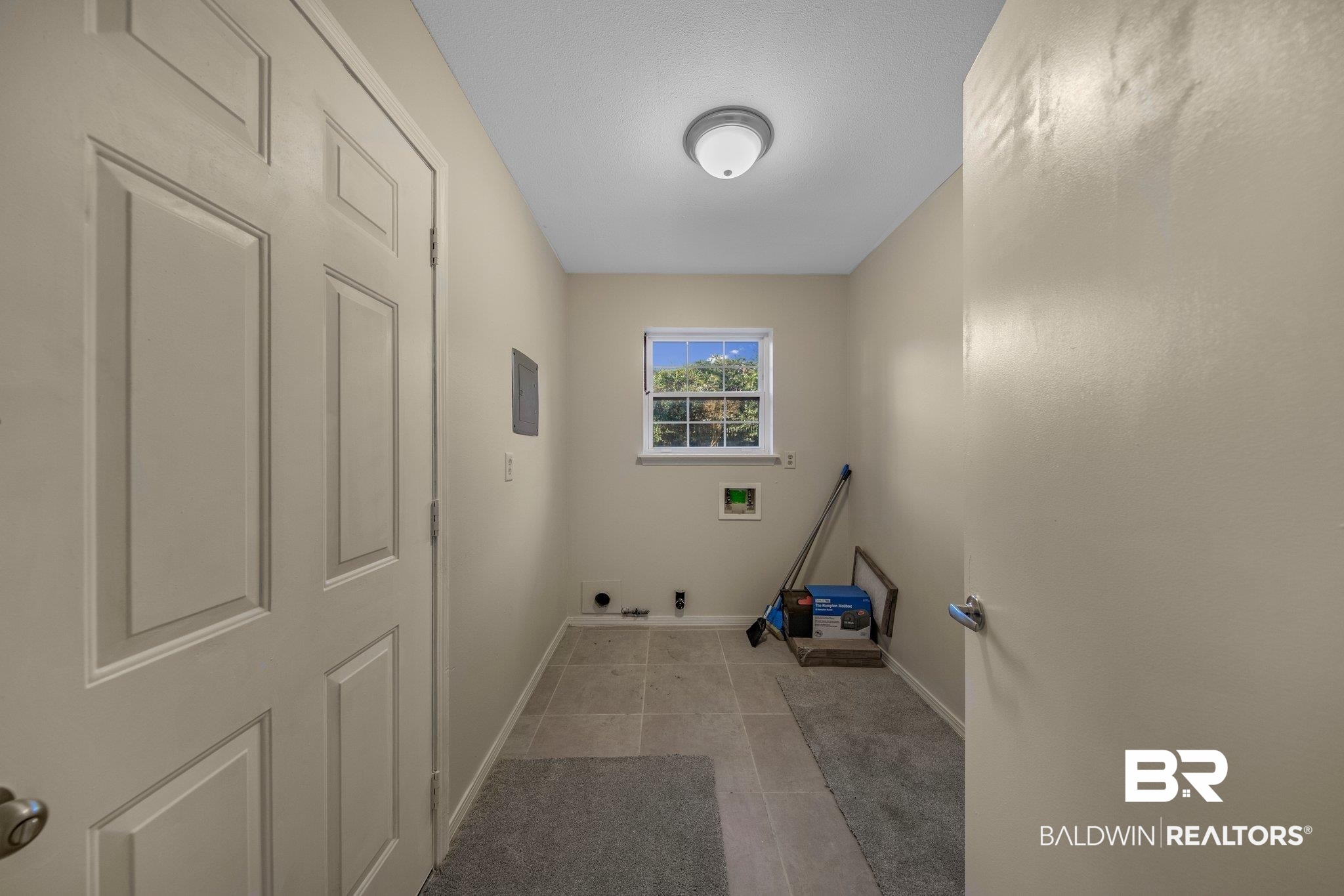 2100 Luckner Court Mobile, AL 36618 - Photo 36 of 49