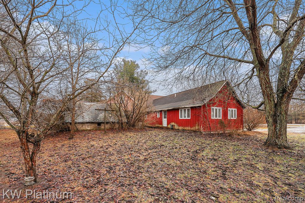 4202 Palms Road Casco, MI 48064 - Photo 13 of 22