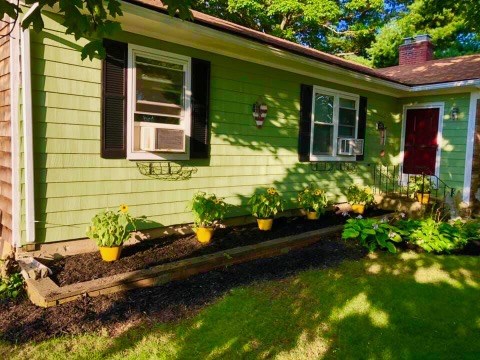 276 West Shore Road Warwick, RI 02889 - Photo 2 of 37 Gallery Image 2