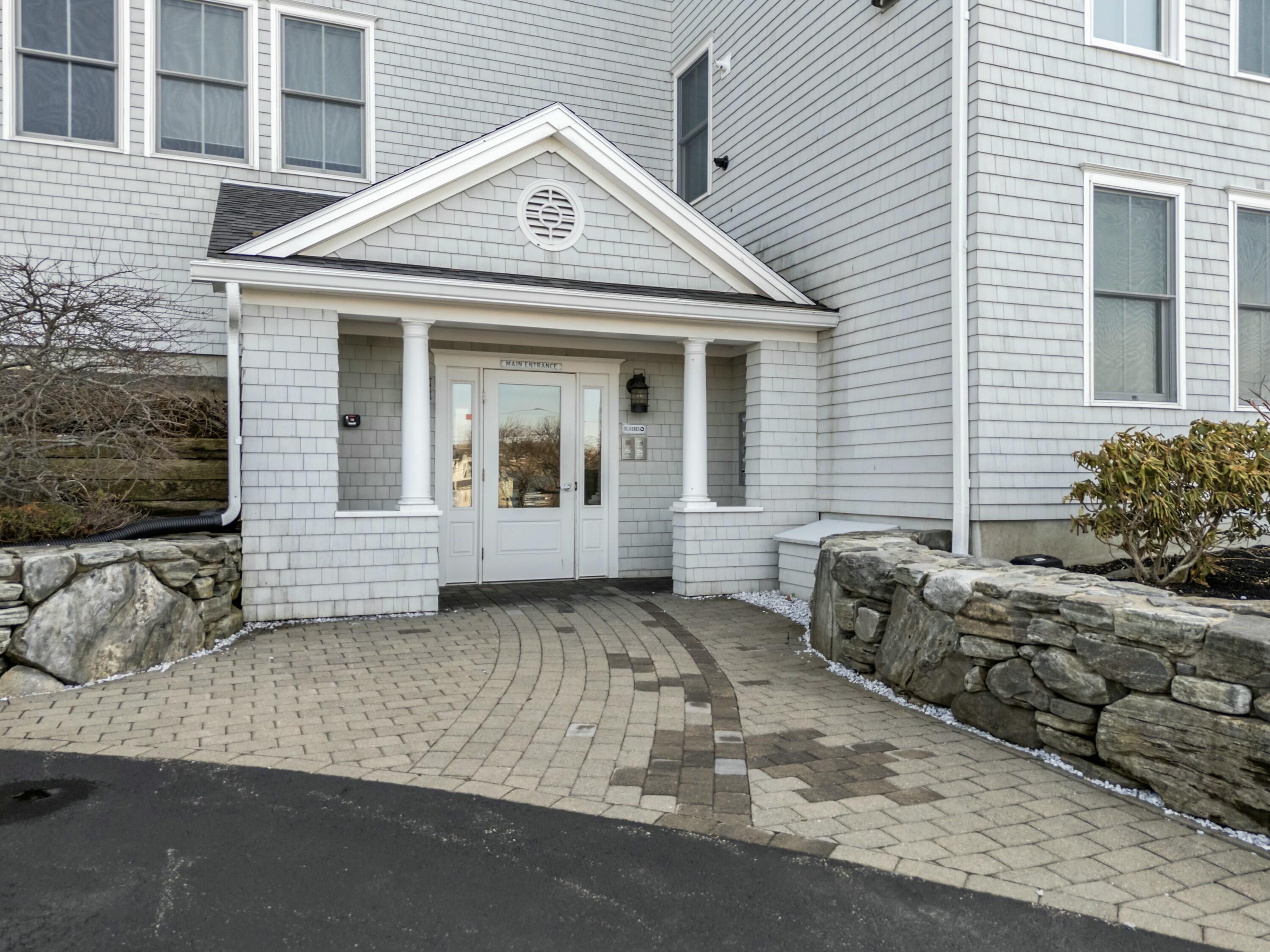6 Merritt House Road, Unit P2 Orrs Island, ME 04066 - Photo 7 of 64 tempImageuPu1ma