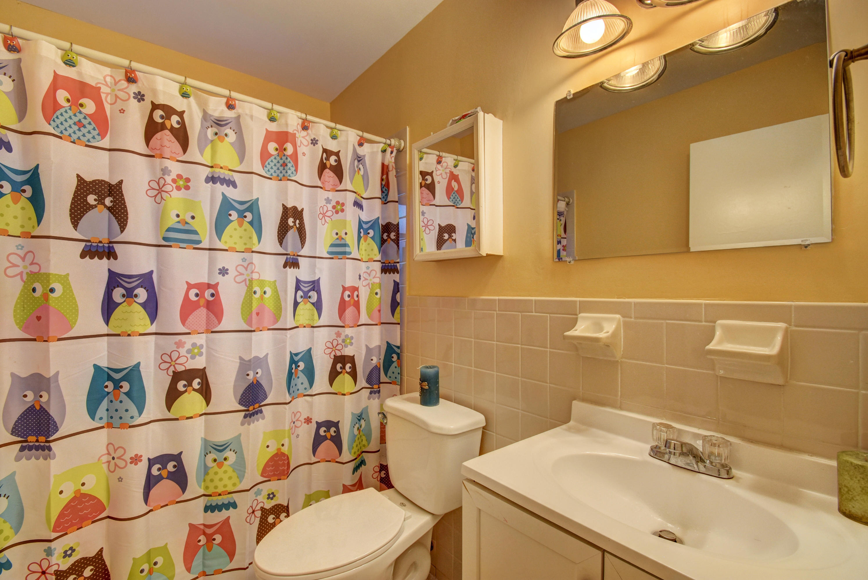 11054 Delta Circle Boca Raton, FL 33428 - Photo 19 of 24 guest bath