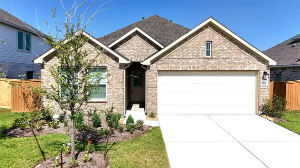 $2,600 | 8615 Jetty Gln Drive, Cypress, TX 77433