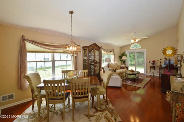$380,000 | 2386 Torrington Drive, Toms River, NJ 08755