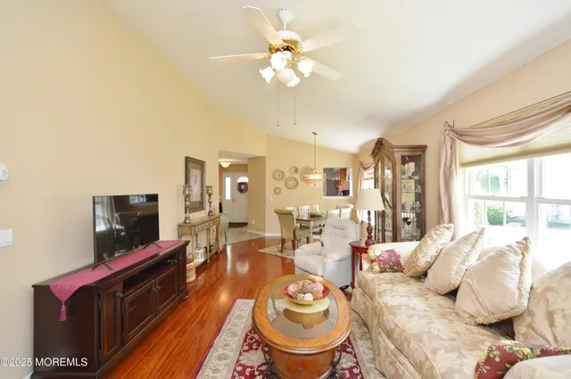 $380,000 | 2386 Torrington Drive, Toms River, NJ 08755