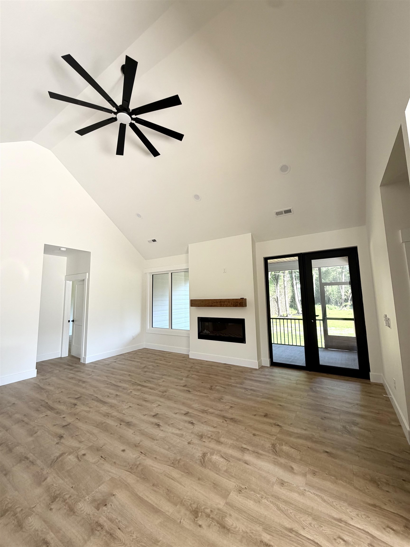 141 Babb Road Campobello, SC 29322 - Photo 17 of 48