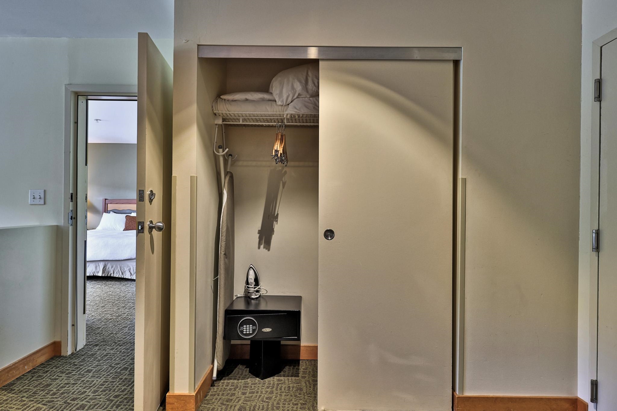 228 East Mountain Road, Unit 108/110 INTERVAL III Killington, VT 05751 - Photo 12 of 44 Gallery Image 12