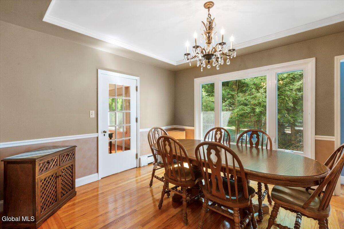 4 Oxford Road Brunswick, NY 12180 - Photo 12 of 52 43-MW2_0728