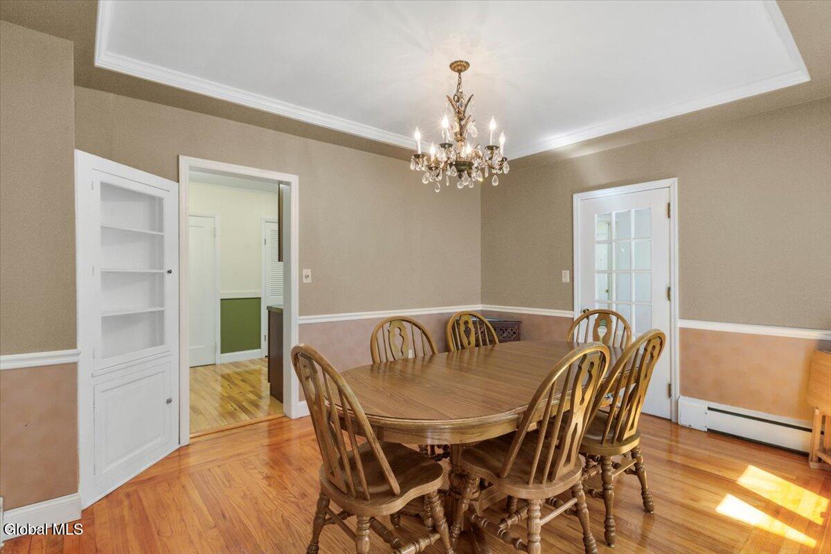 4 Oxford Road Brunswick, NY 12180 - Photo 13 of 52 41-MW2_0718