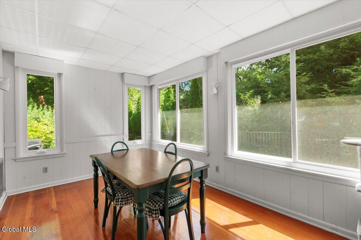 4 Oxford Road Brunswick, NY 12180 - Photo 22 of 52 50-MW2_0763