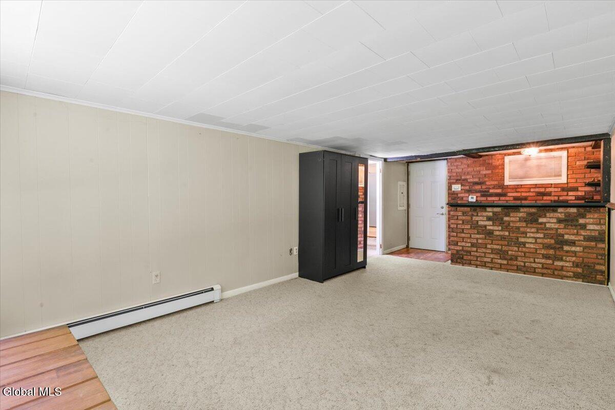 4 Oxford Road Brunswick, NY 12180 - Photo 35 of 52 18-MW2_0629