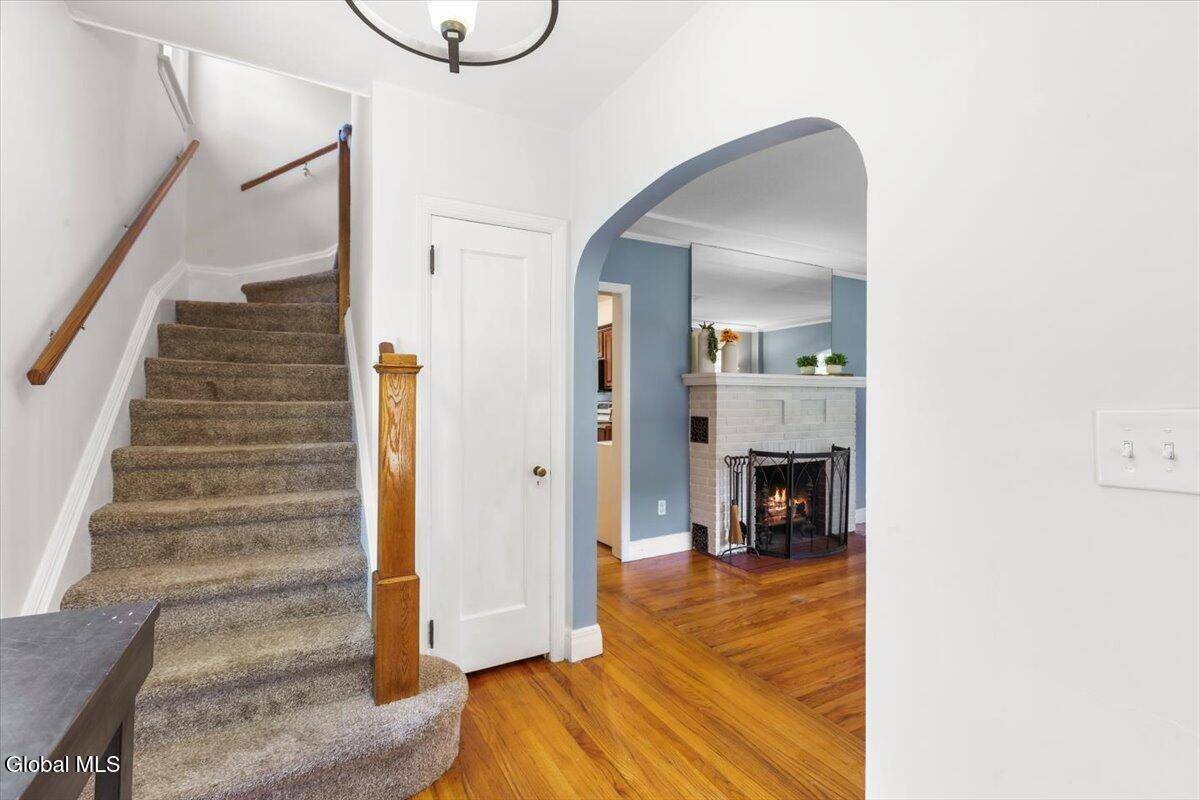 4 Oxford Road Brunswick, NY 12180 - Photo 4 of 52 27-MW2_0652