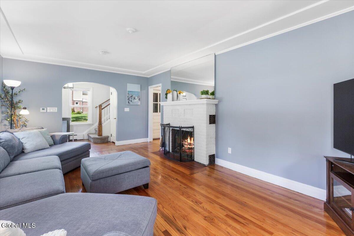 4 Oxford Road Brunswick, NY 12180 - Photo 6 of 52 40-MW2_0713