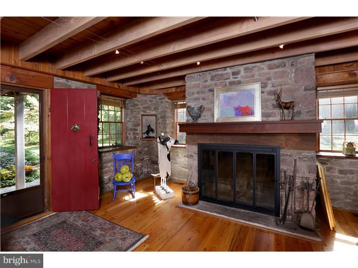 6695 Cuttalossa Road New Hope, PA 18938 - Photo 4 of 25 Gallery Image 4