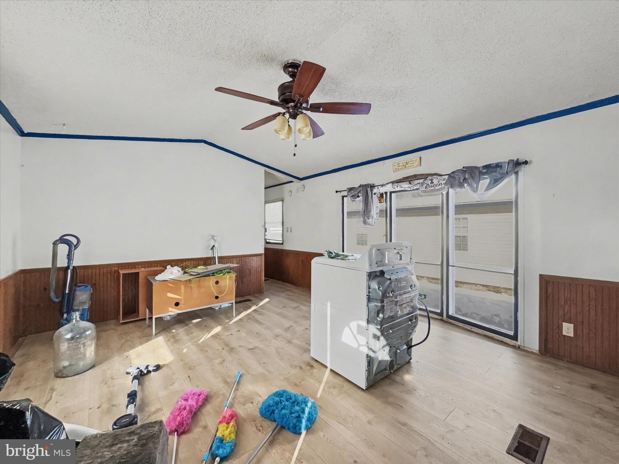 126 Roundup Road Baltimore, MD 21220 - Photo 8 of 14 Bright, open space ready for transformation.