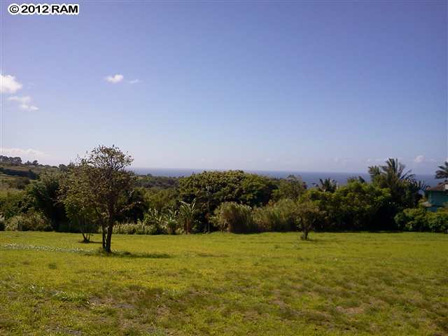 0 North Holokai Road, Unit 4A Haiku, HI 96708 - Photo 13 of 19 a view of a lake