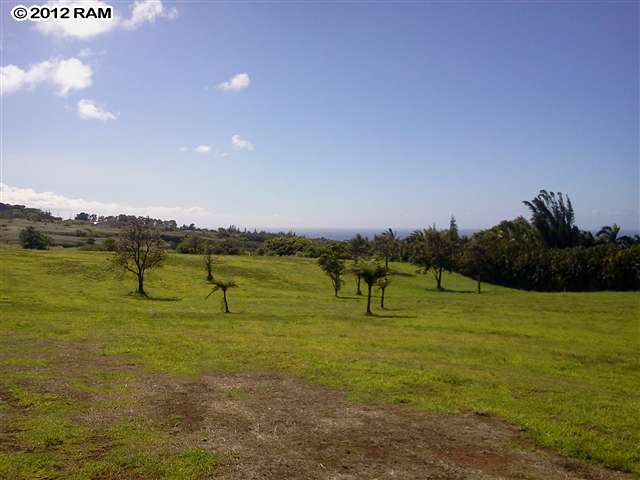0 North Holokai Road, Unit 4A Haiku, HI 96708 - Photo 15 of 19 a view of a lake with houses in the back