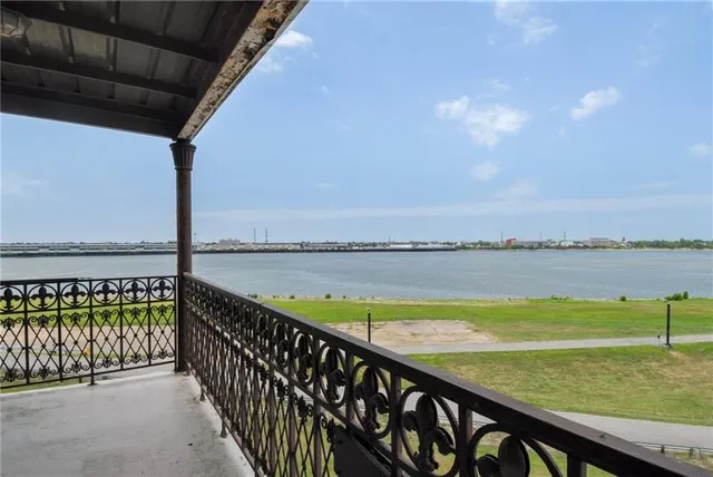 $399,000 | 330 Morgan Street, Unit 506, New Orleans, LA 70114