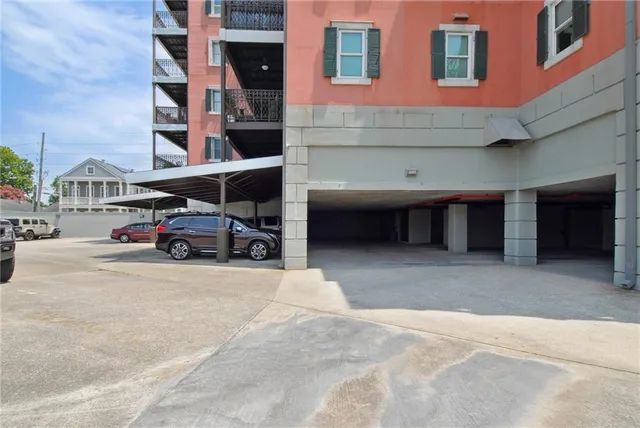 $399,000 | 330 Morgan Street, Unit 506, New Orleans, LA 70114