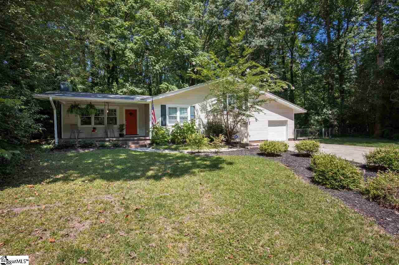 110 Scarlett Street Greenville, SC 29607 - Photo 1 of 16