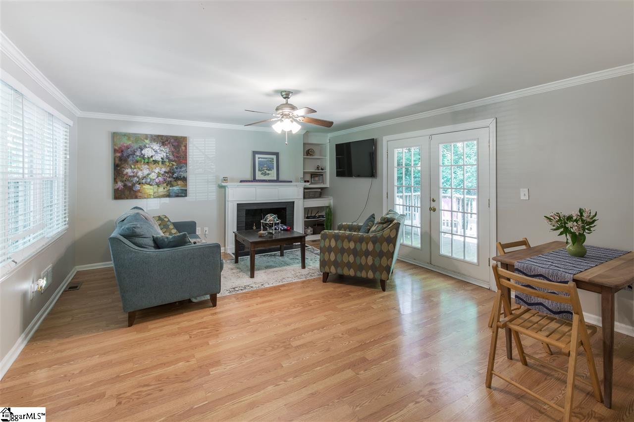 110 Scarlett Street Greenville, SC 29607 - Photo 3 of 16