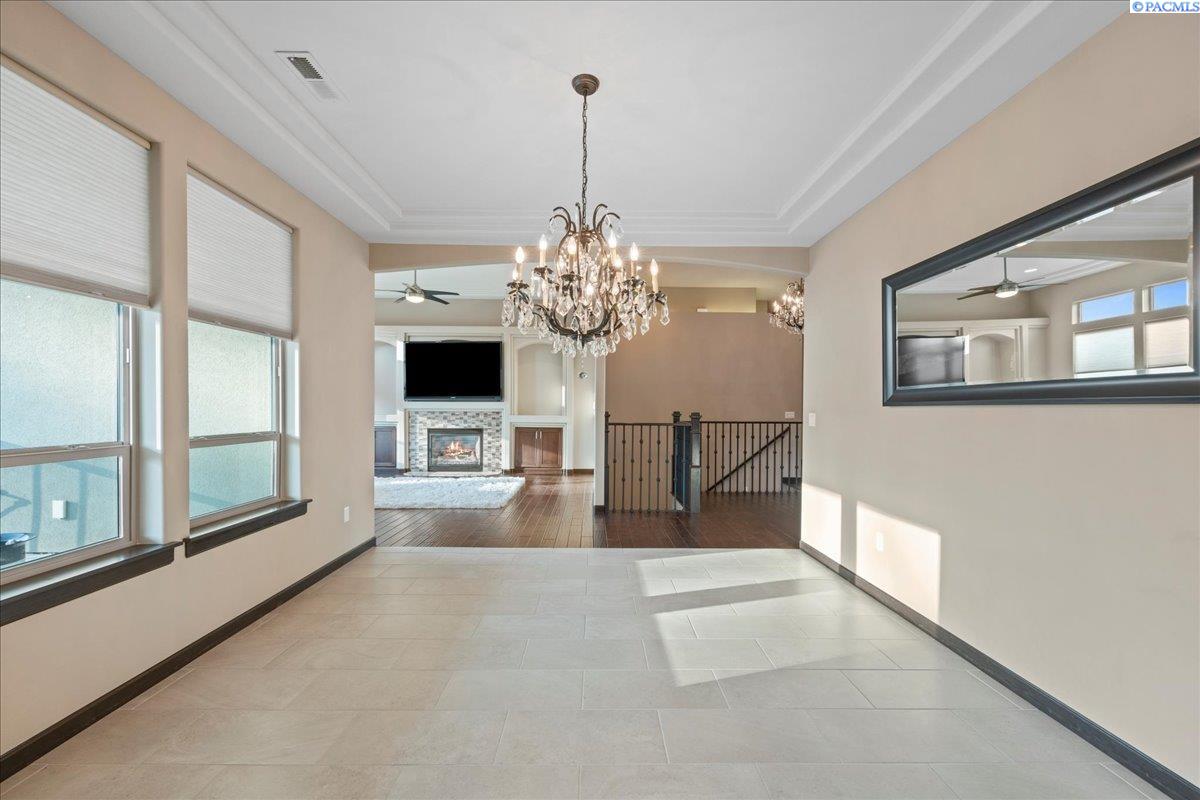 305 Rachel Road Kennewick, WA 99338 - Photo 10 of 50 Gallery Image 10