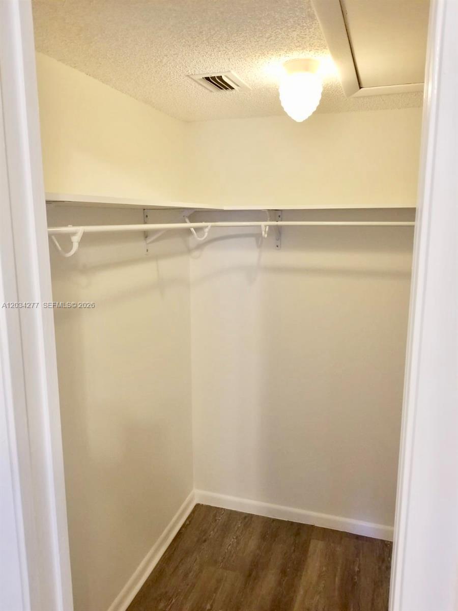 21950 Soundview Terrace, Unit 209 Boca Raton, FL 33433 - Photo 5 of 12