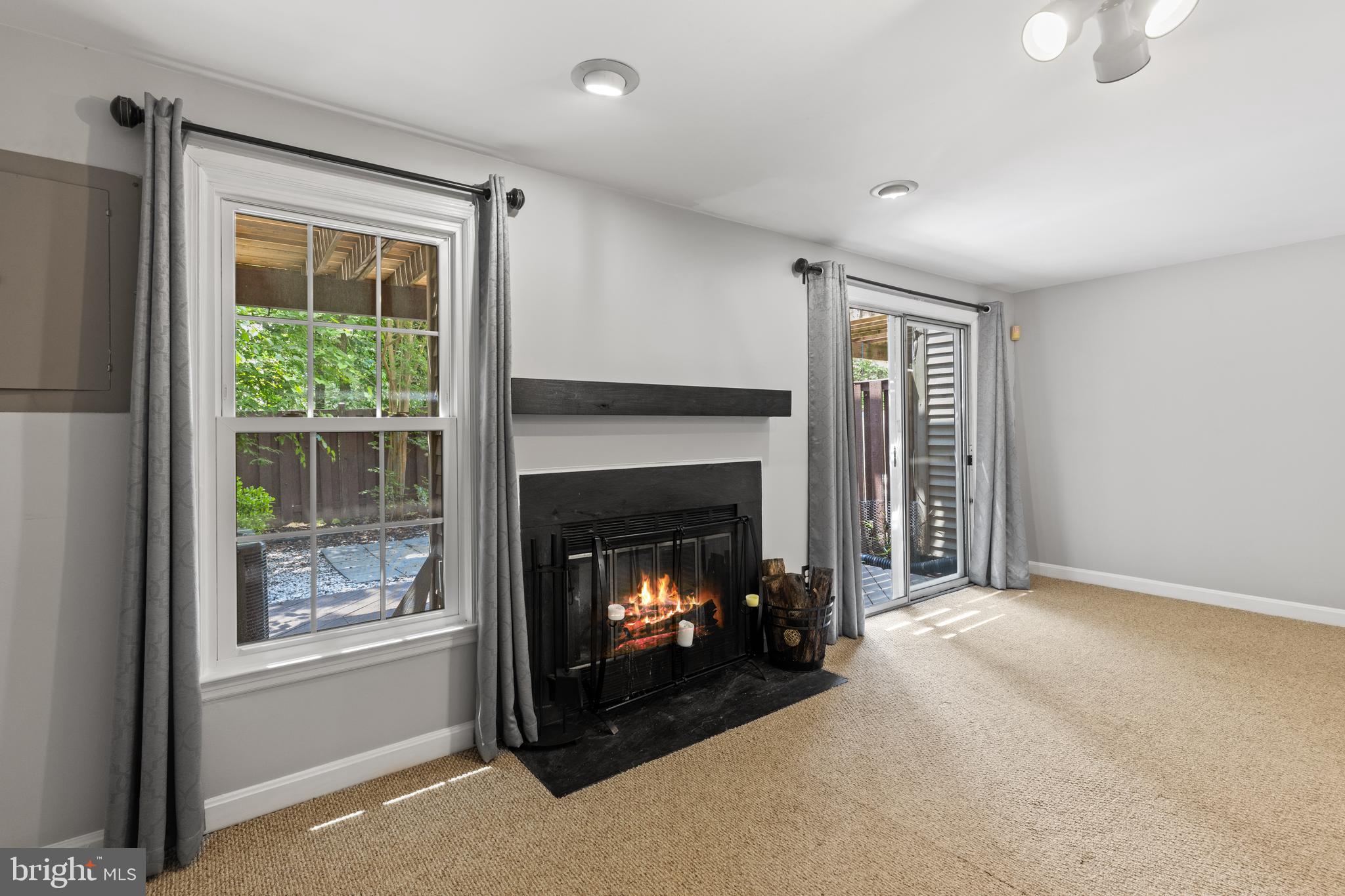 14644 Cambridge Circle Laurel, MD 20707 - Photo 29 of 32 Gas fireplace