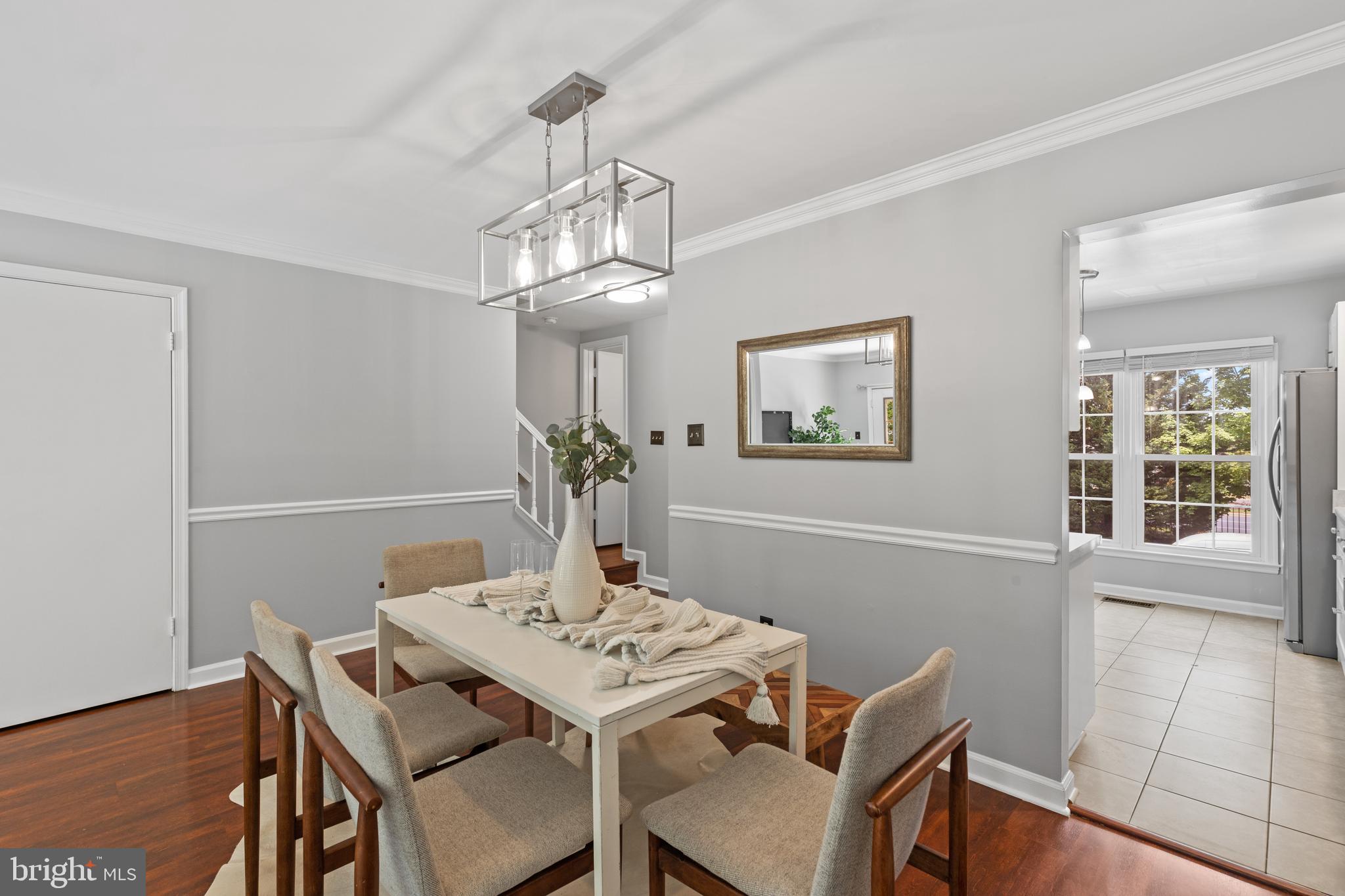 14644 Cambridge Circle Laurel, MD 20707 - Photo 10 of 32 Dining room