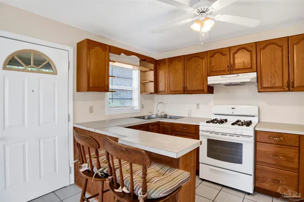 $1,400 | 3206 North Miller Street, Pensacola, FL 32503