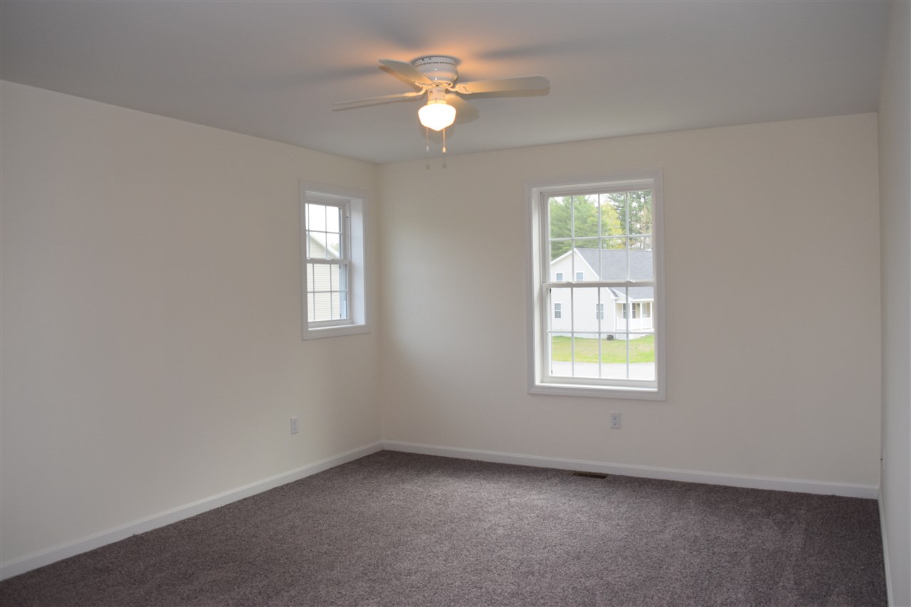 32 Rangeway Drive Rochester, NH 03868 - Photo 7 of 11