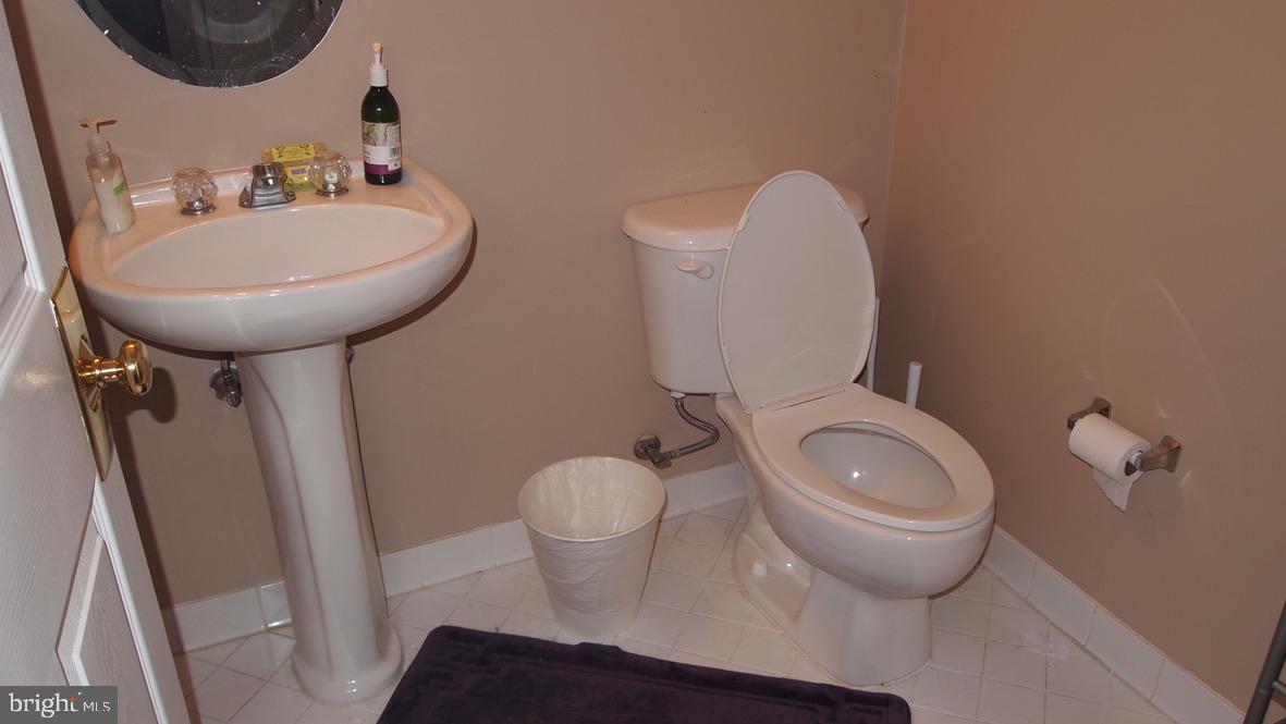 42695 Newcomer Terrace Chantilly, VA 20152 - Photo 11 of 26