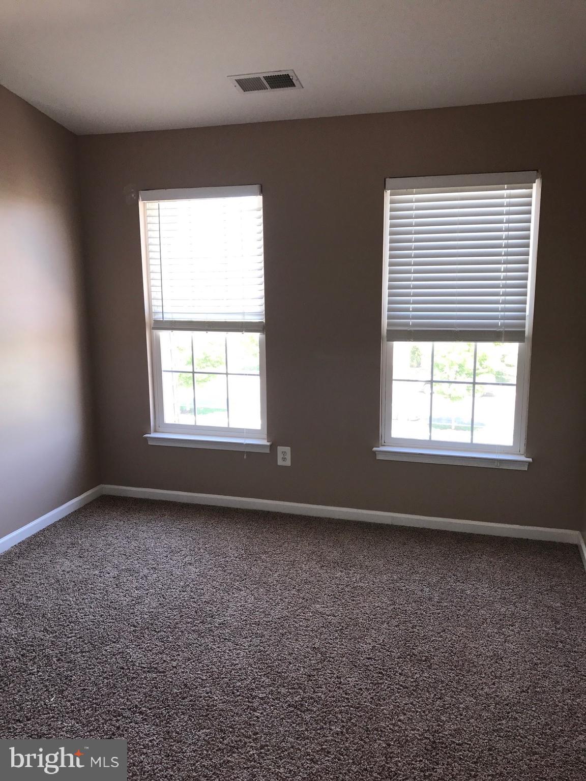 42695 Newcomer Terrace Chantilly, VA 20152 - Photo 14 of 26